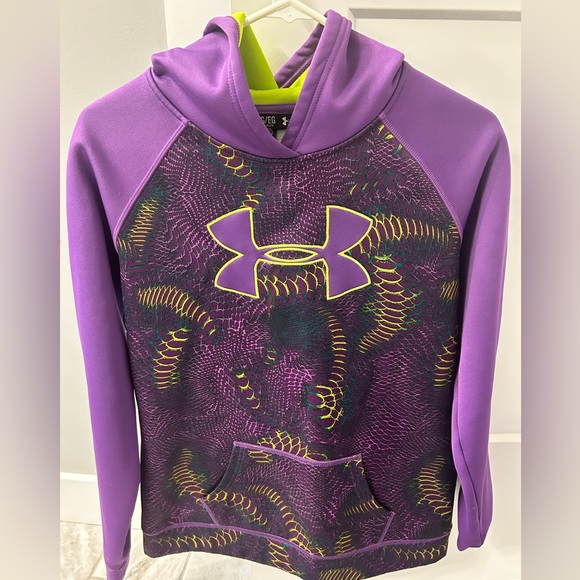 Girl’s Under Armour Hoodie - Picture 1 of 3